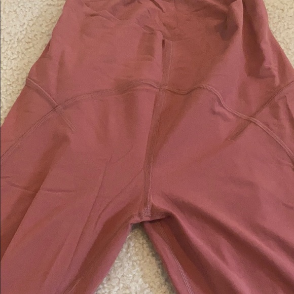 Unlimit align leggings in Brier Rose size 6 new - Picture 3 of 7